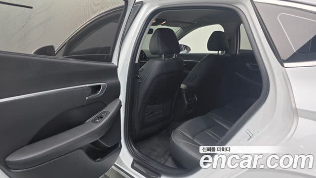 Hyundai Sonata 2.0 Premium Family 2020 — фото 1