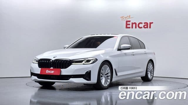 BMW 5 Series (G30) 520 i Luxury 2021