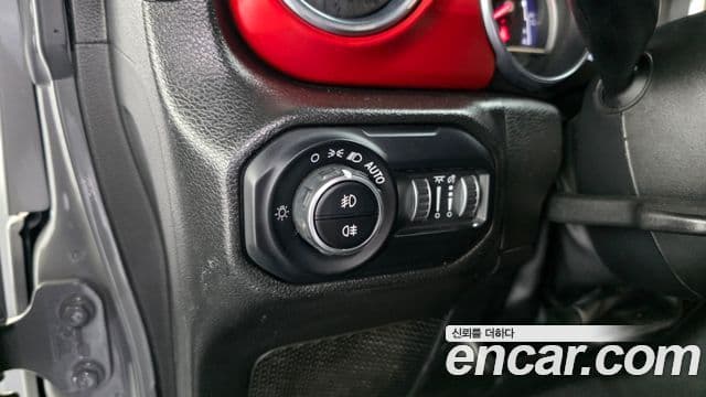 Jeep Wrangler 2.0 Rubicon 4-door 2022 — фото 1