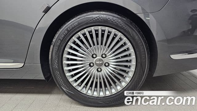 Genesis G90 3.8 AWD Luxury 2019 — фото 1