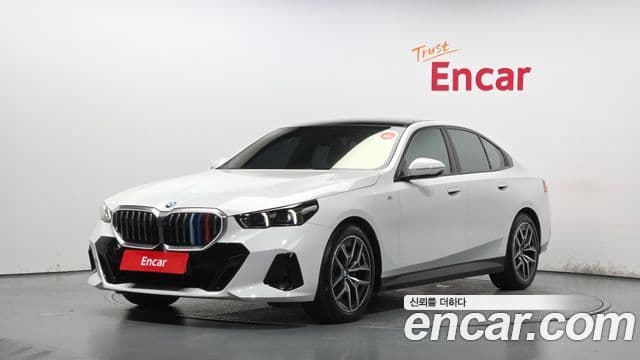 BMW 5 Series (G60) 520 i M Sport 2024