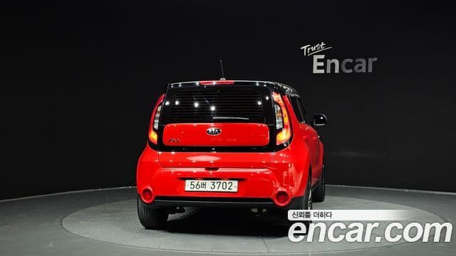 Kia Soul 1.6 GDi Luxury 2015 — фото 1