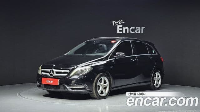Mercedes-Benz B-Class W246 B200 CDI BlueEfficiency SportPack 2012