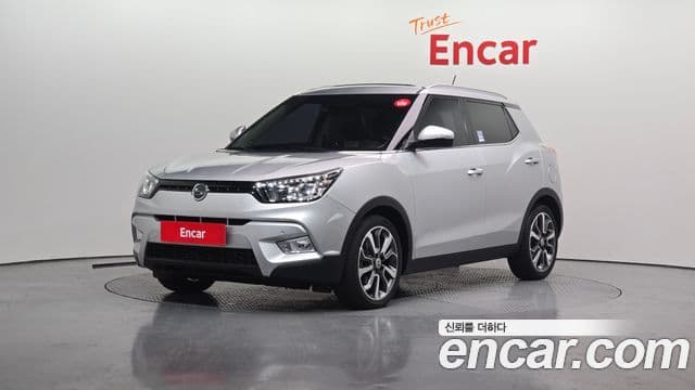 KG Mobility Tivoli LX 2 WD Top Grade 2015