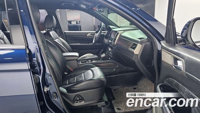 KG Mobility Ssangyong Rexton Diesel 2.2 4 WD Heritage 2018 — фото 1