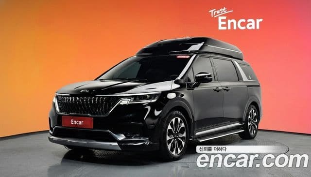 Kia Carnival 4 Gen 9 seater Limousine Signature 2021