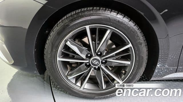 Hyundai Grandeur 2.5 Exclusice 2022 — фото 1