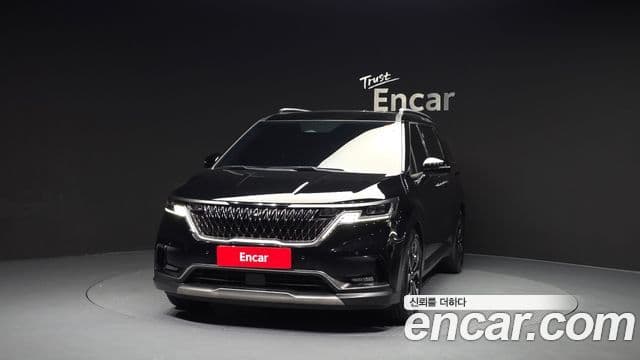 Kia Canival 9 seater Signature 2022 — фото 1