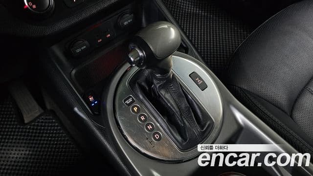 Kia Sportage Diesel 4 WD Trendy 2015 — фото 1