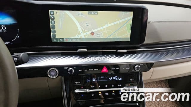 Kia Canival Gasoline 9 seater Limousine Signature 2023 — фото 1