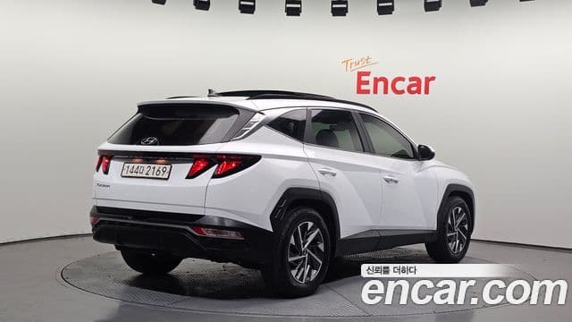 Hyundai Tucson Diesel 2.0 2 WD Premium 2021 — фото 1