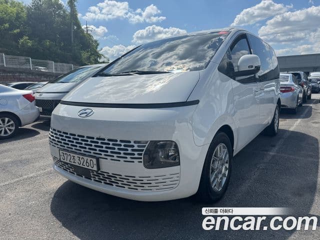 Hyundai Staria L3.5 Wheelchair Lift/Slope 2022