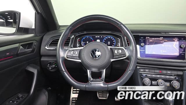 Volkswagen T-Roc 2.0 TDI Premium 2021 — фото 1