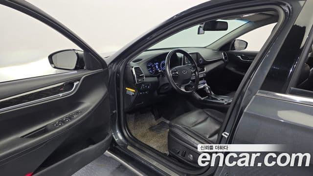 Hyundai Grandeur 2.4 Premium 2018 — фото 1