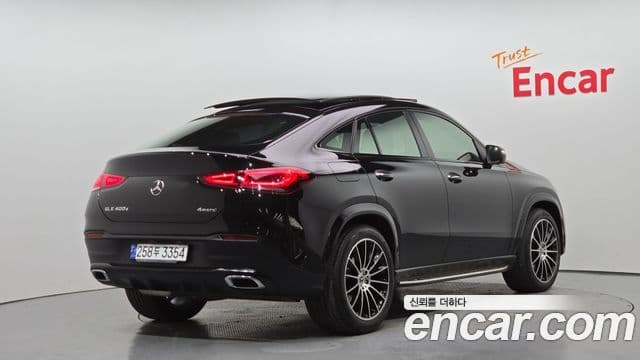 Mercedes-Benz GLE-Class GLE400 d 4 MATIC Coupe 2022 — фото 1