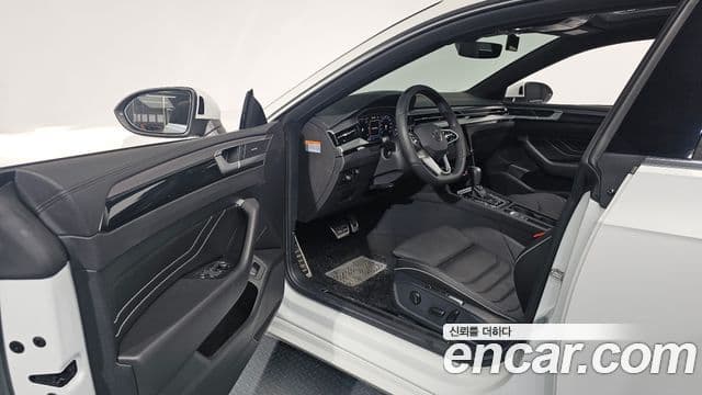 Volkswagen Arteon 2.0 TDI R-LINE 4 Motion 2022 — фото 1