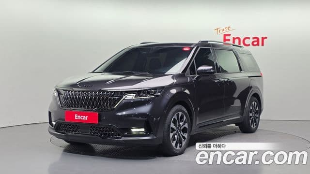 Kia Carnival 4 Gen Gasoline 9 seater Signature 2023