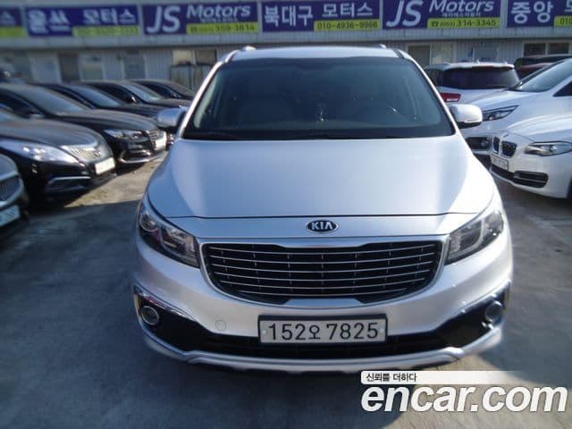 Kia All-New Carnival 9 seater Luxury 2015