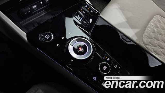 Kia Sportage Gasoline 1.6 Turbo 2 WD Signature 2022 — фото 1