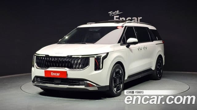 Kia New Carnival 4 Gen Gasoline 7 seater Signature 2025