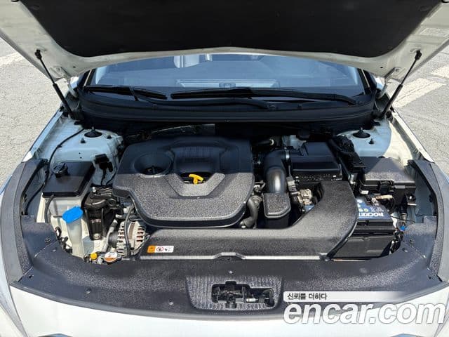 Hyundai Sonata 2.0 Premium Special 2015 — фото 1