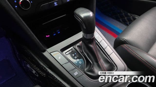 Hyundai AVANTE 1.6 Turbo Sport Original 2018 — фото 1