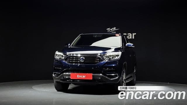 KG Mobility Ssangyong Rexton Diesel 2.2 2 WD Luxury 2018 — фото 1