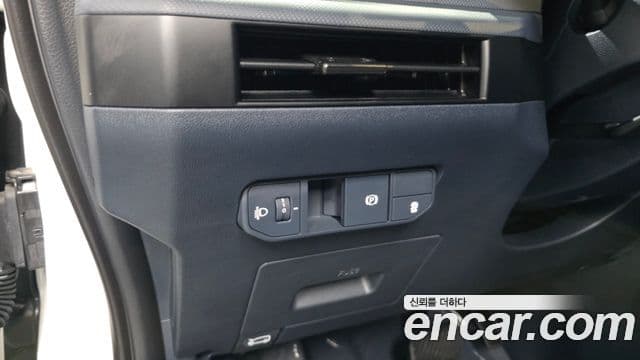 Kia PV5 Taxi 5 Seater Basic 2026 — фото 1