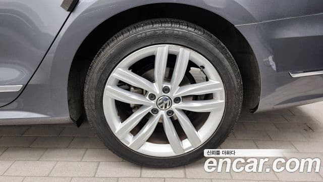 Volkswagen Passat 2.0 TSI B7 2018 — фото 1