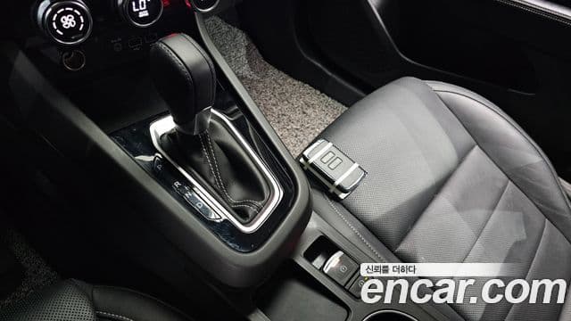 Renault-KoreaSamsung XM3 1.3 TCe RE Inspire 2023 — фото 1