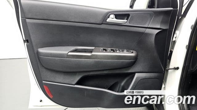Kia Sportage Gasoline 2.0 2 WD Prestige 2019 — фото 1