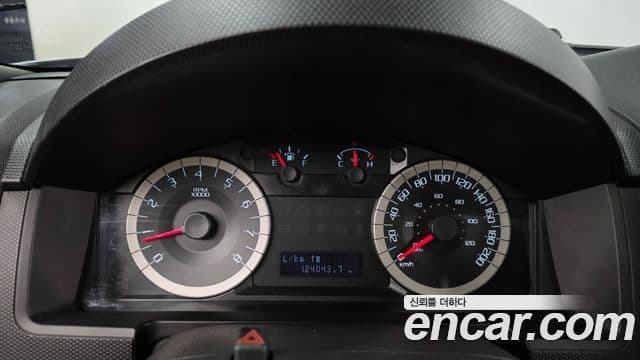 Ford Escape 2.5 XLT 4 WD 2 nd 2011 — фото 1