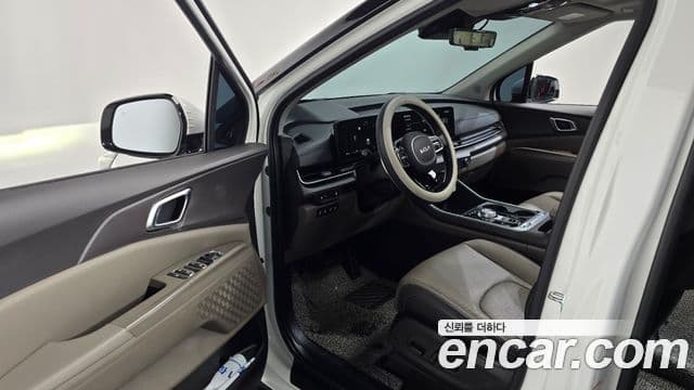 Kia Canival HEV 9 seater Noblesse 2025 — фото 1