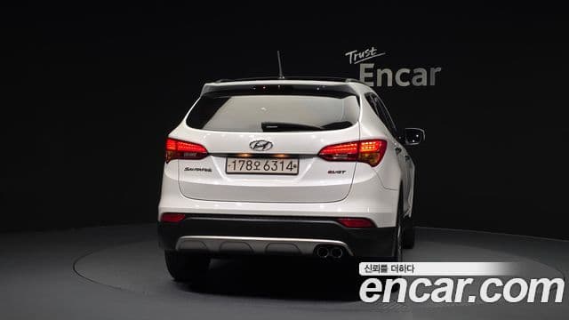 Hyundai Santafe Diesel(e-VGT) 2.0 2 WD Premium 2014 — фото 1