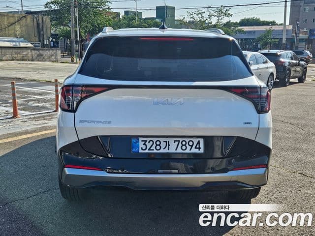 Kia Sportage HEV 1.6 2 WD Signature 2026 — фото 1