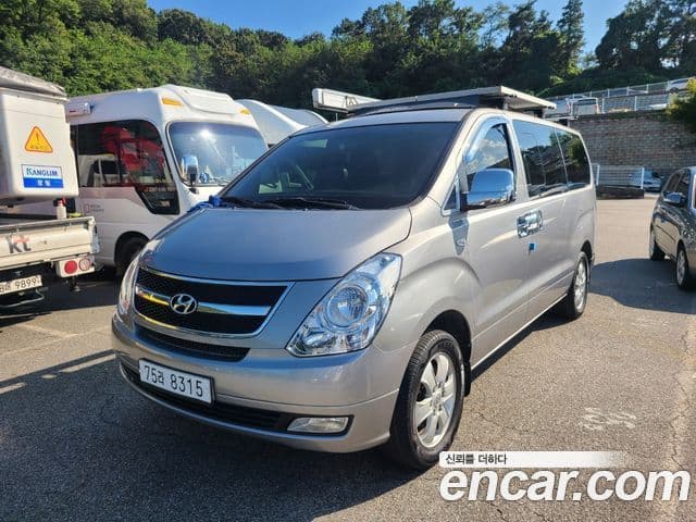 Hyundai Grand Starex 4 WD Camper 2015