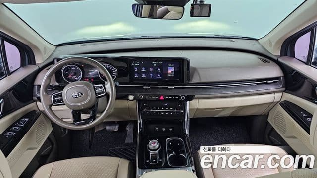 Kia Canival 7 seater Noblesse 2021 — фото 1