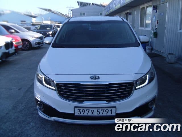 Kia All-New Carnival 9 seater Luxury 2018