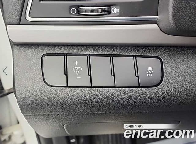 Hyundai AVANTE 1.6 e-VGT Smart 2016 — фото 1