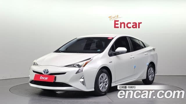 Toyota Prius 4 Gen 1.8 E 2017