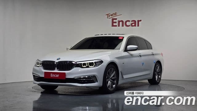 BMW 5 Series (G30) 520 i Luxury 2018