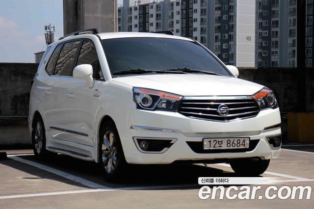 KG Mobility Ssangyong KORANDO 4 WD Outdoor Edition 9 seater 2017 — фото 1