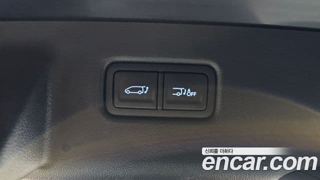 Hyundai Staria HEV 1.6 Lounge 9 seater Inspiration 2025 — фото 1