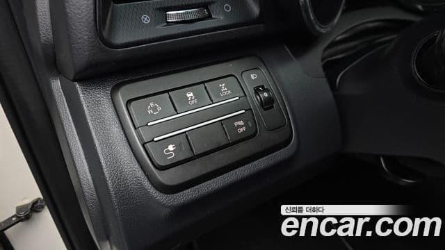KG Mobility Ssangyong TIBOLI 1.6 RX 4 WD 2018 — фото 1