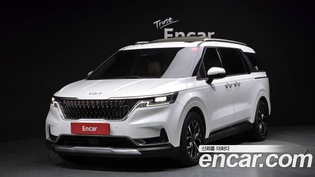 Kia Carnival 4 Gen 9 seater Noblesse 2021