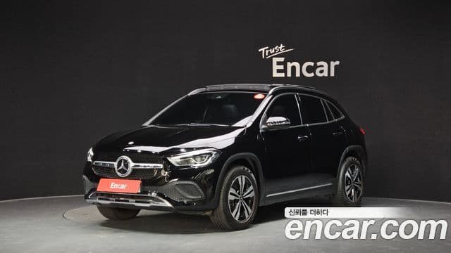 Mercedes-Benz GLA-Class H247 GLA220 2021