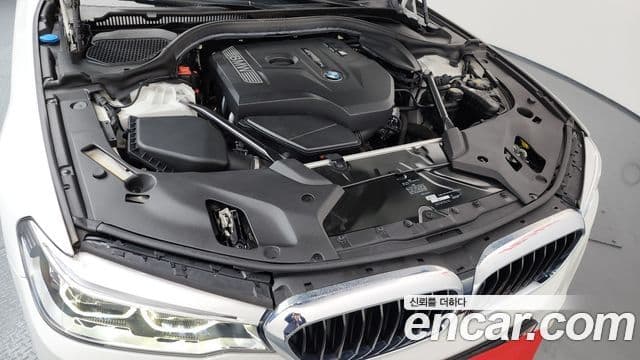 BMW 5-Series 530 i xDrive M Sport Plus 2017 — фото 1