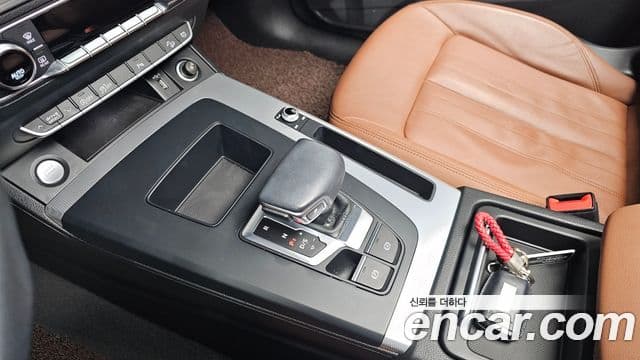 Audi Q5 45 TFSI Quattro Sportback 2022 — фото 1