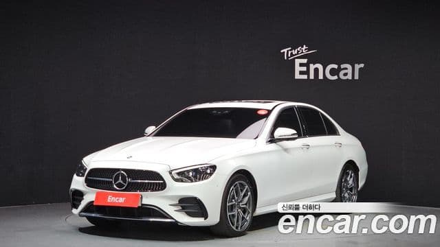 Mercedes-Benz E-Class W213 E220 d 4 MATIC AMG Line 2023