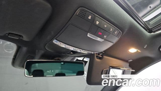 Mercedes-Benz E-Class E220 d 4 MATIC AMG Line 2023 — фото 1